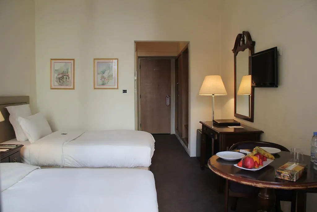 ****  Napoleon Hotel Beirute Líbano