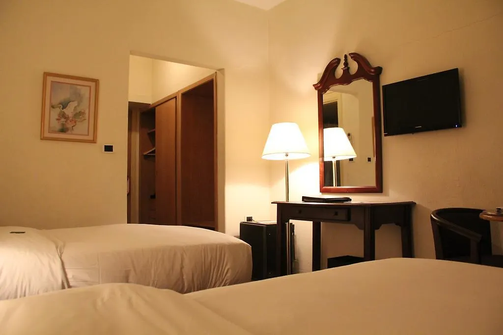 Napoleon Hotel Beyrut 4*,