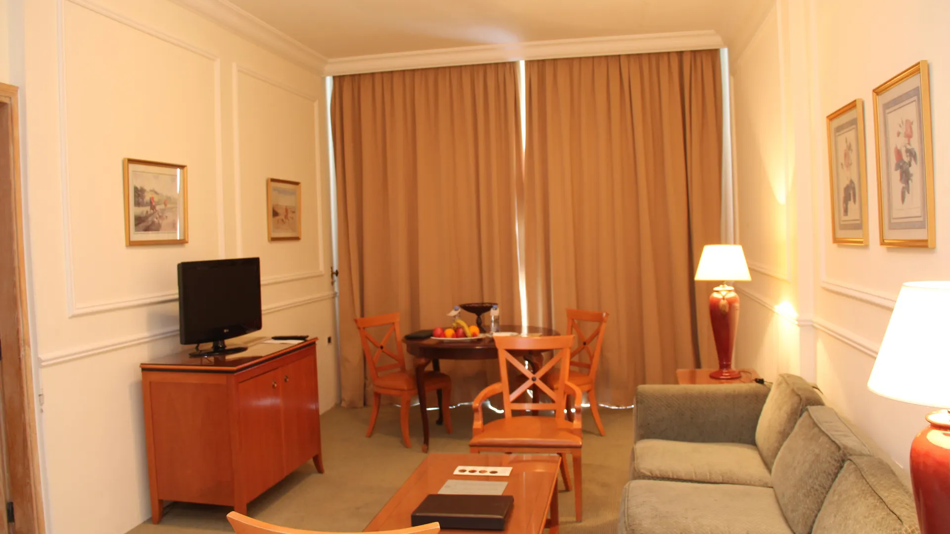 Napoleon Hotel Beyrut Lübnan